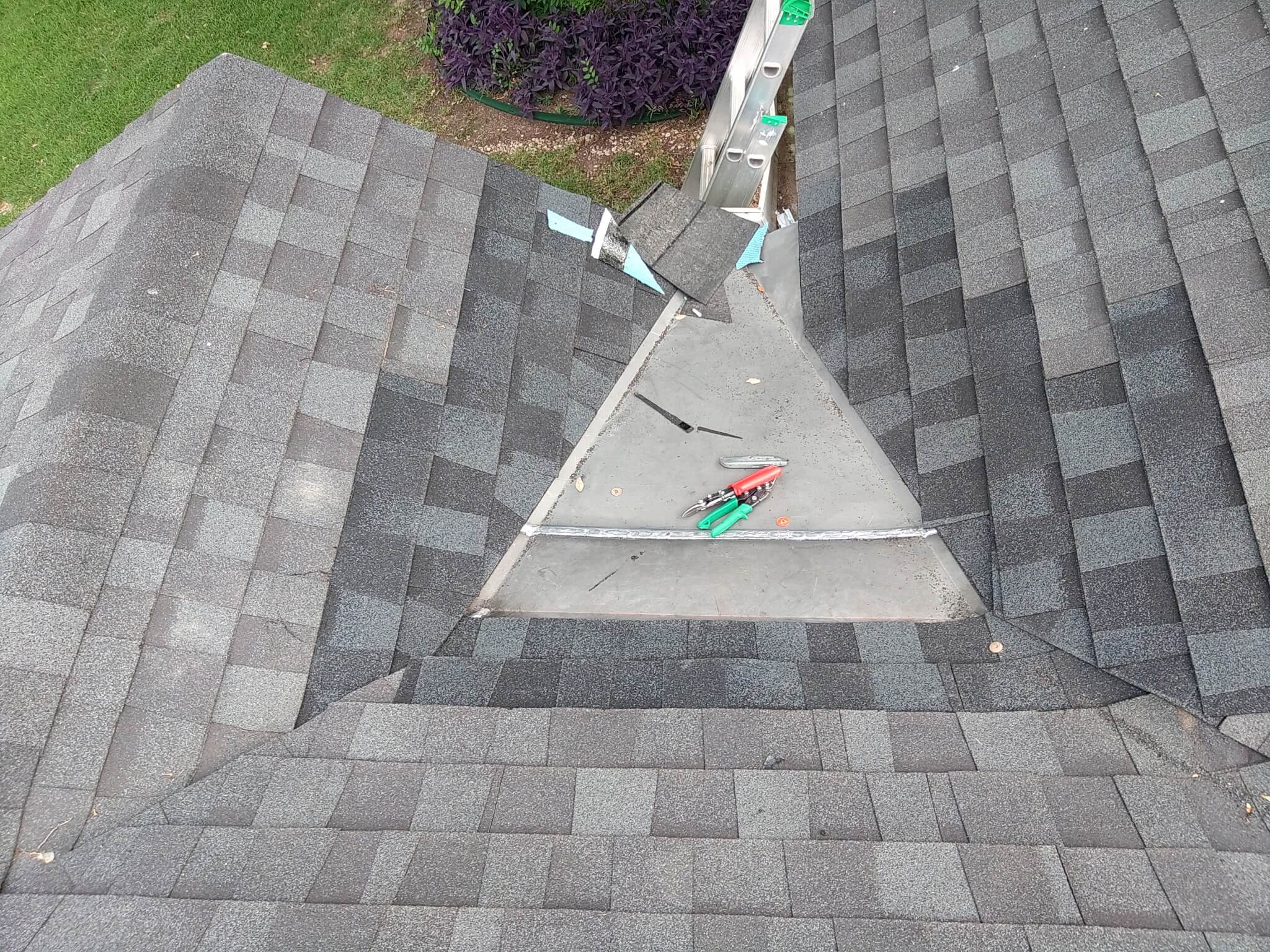 Guest Roofing Waco & Central Texas Residential Roof Shingle Repair