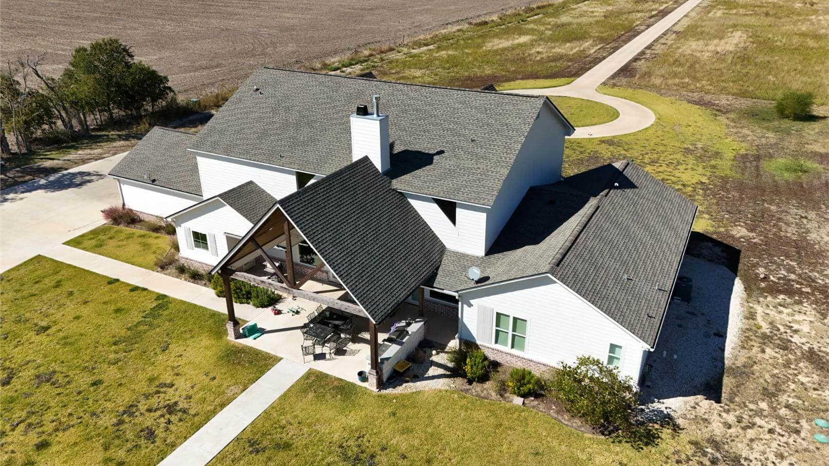 Guest Roofing Waco & Central Texas Residential Roofing Custom Shingle